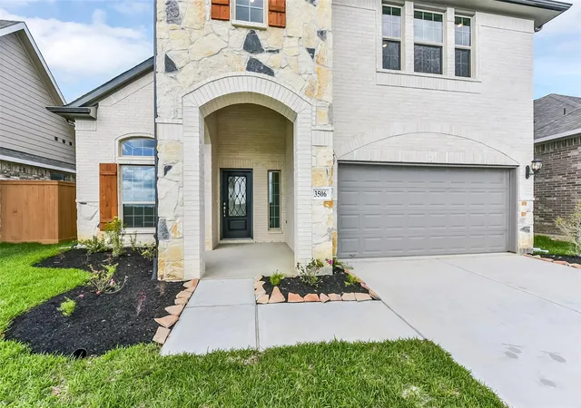 Photo 3 of Single family home for sale at 3506 Mount Scenery Ln, Dayton, TX 77535 | MLS# 73930137 | Listing updated on 2026-09-14