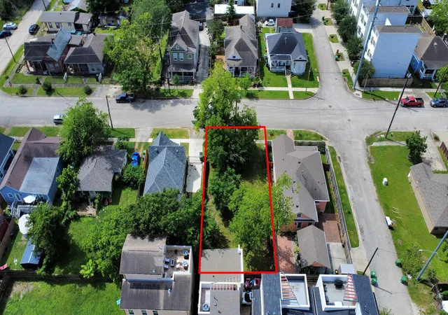 Photo 3 of Land for sale at 0 Shearn St, Houston, TX 77007 | MLS# 16795981 | Listing updated on 2026-06-05