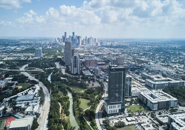 Photo 1 of Land for sale at 20 Tiel Way, Houston, TX 77019 | MLS# 53097287 | Listing updated on 2026-05-27