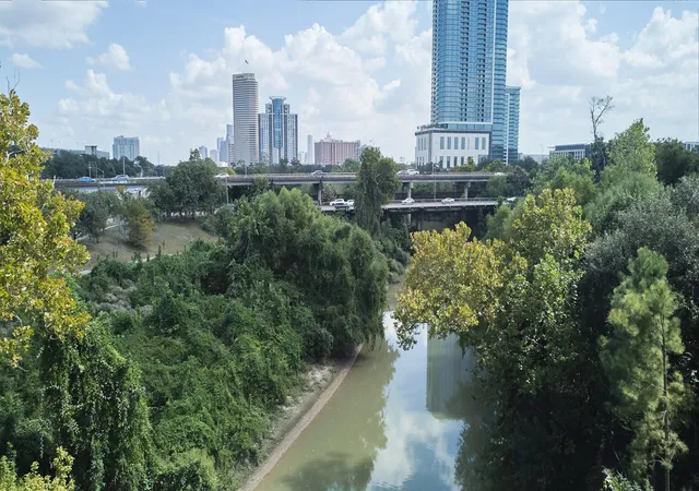 Photo 2 of Land for sale at 20 Tiel Way, Houston, TX 77019 | MLS# 53097287 | Listing updated on 2026-05-27