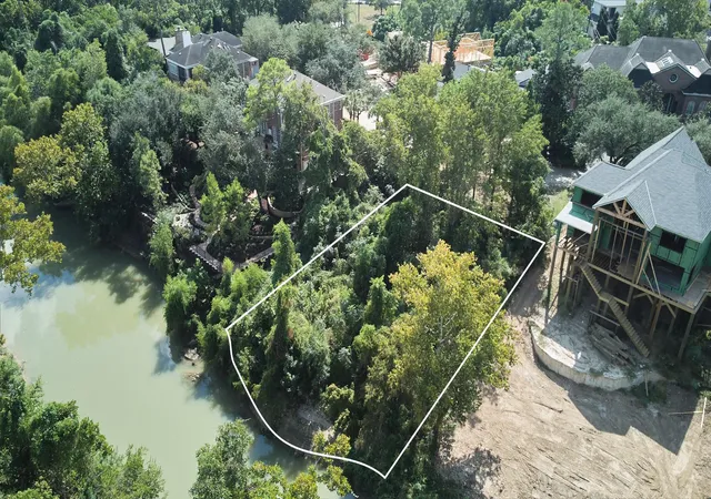 Photo 4 of Land for sale at 20 Tiel Way, Houston, TX 77019 | MLS# 53097287 | Listing updated on 2026-05-27