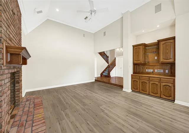 4th image of 5219 White Manor Dr, Pasadena, TX 77505 | MLS# 97578038