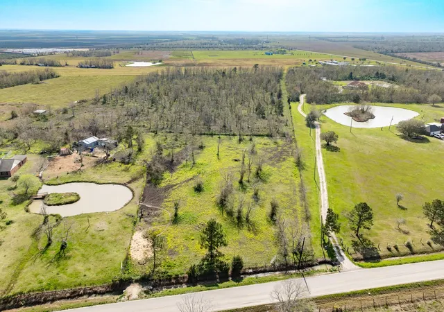 3rd image of 00 County Road 203, Liverpool, TX 77577 | MLS# 10032729