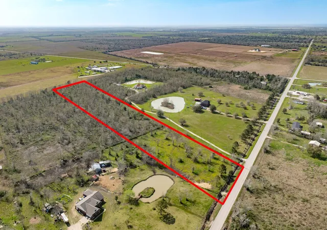 4th image of 00 County Road 203, Liverpool, TX 77577 | MLS# 10032729