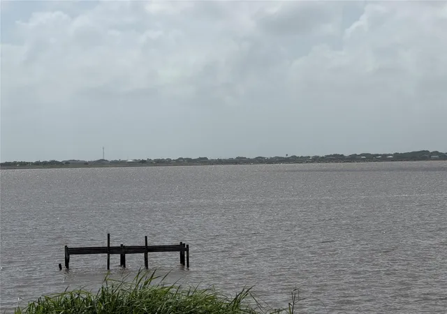 Homes for sale in Palacios, TX | 94 Trout St, Palacios, TX 77465 | MLS# 4524697