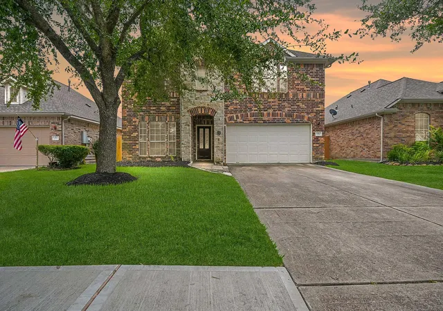 2nd image of 2753 Rio Bella Ct, League City, TX 77573 | MLS# 76649330