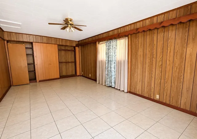 2nd image of 332 Springhill St, Jasper, TX 75951 | MLS# 60431580