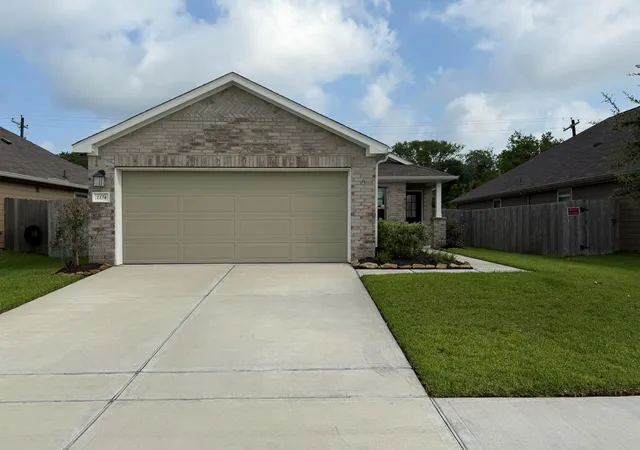 Homes for sale in Alvin, TX | 1174 Filly Creek Dr, Alvin, TX 77511 | MLS# 57349638