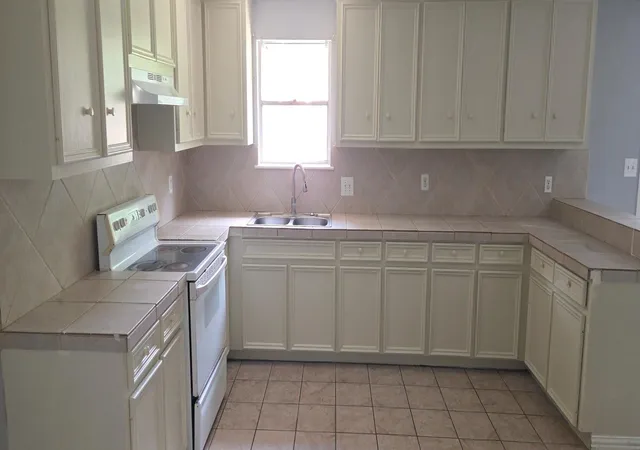 Photo 3 of Single family home for sale at 9606 Wind Flower Ln, Houston, TX 77086 | MLS# 50470817 | Listing updated on 2026-09-04