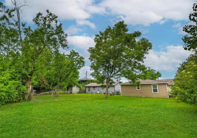 22nd image of 7815 Jester St, Houston, TX 77051 | MLS# 72150975