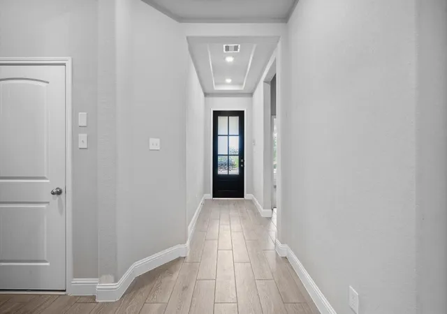 Photo 4 of Townhouse for sale at 10134 Water Harbor Dr, Missouri City, TX 77459 | MLS# 67213915 | Listing updated on 2026-09-11