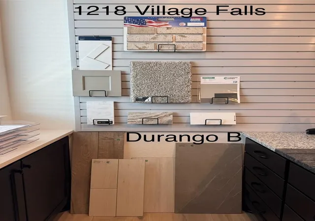 Photo 2 of Single family home for sale at 1218 Village Fls Dr, Missouri City, TX 77459 | MLS# 69405828 | Listing updated on 2026-09-13