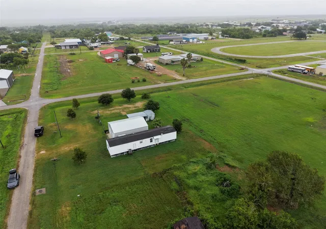 Photo 3 of Single family home for sale at 513 Mulberry St, Matagorda, TX 77457 | MLS# 24925919 | Listing updated on 2026-07-17