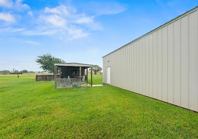 Photo 4 of Single family home for sale at 513 Mulberry St, Matagorda, TX 77457 | MLS# 24925919 | Listing updated on 2026-07-17