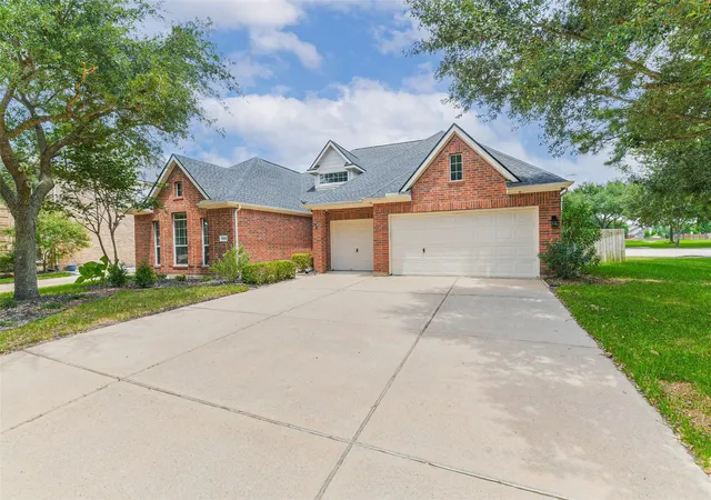 Photo 2 of Single family home for sale at 9906 Palisade Lakes Dr, Houston, TX 77095 | MLS# 16828693 | Listing updated on 2026-09-16