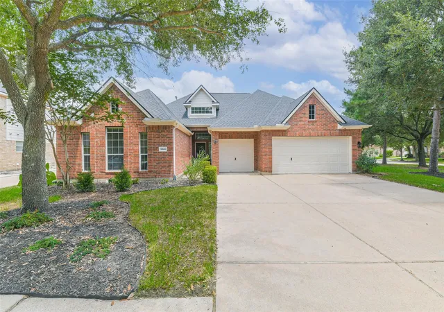 Photo 3 of Single family home for sale at 9906 Palisade Lakes Dr, Houston, TX 77095 | MLS# 16828693 | Listing updated on 2026-09-16