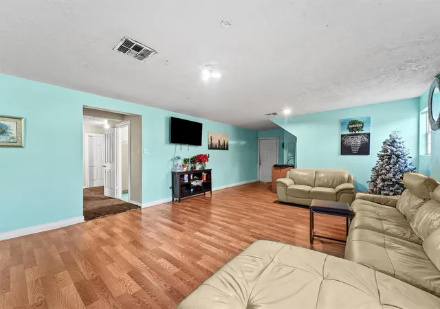 Homes for sale in Houston, TX | 4322 Bennington St, Houston, TX 77016 | MLS# 4690630