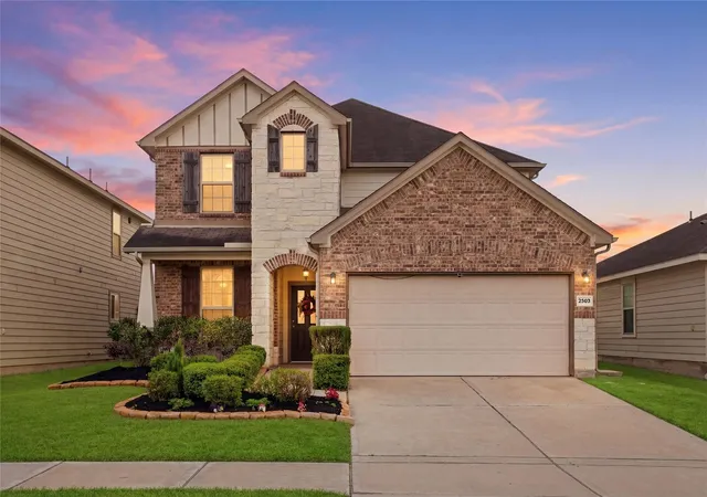 Homes for sale in Houston, TX | 2303 Lawn Crest Dr, Houston, TX 77489 | MLS# 62948668