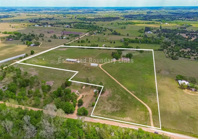 Homes for sale in New Ulm, TX | 1045 Mcelroy Ln, New Ulm, TX 78950 | MLS# 93898148