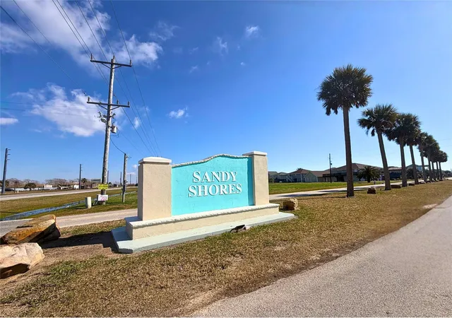 Homes for sale in Crystal Beach, TX | 952 Mary Lynn, Crystal Beach, TX 77650 | MLS# 31089024
