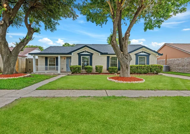 1st image of 9227 Vickijohn Dr, Houston, TX 77031 | MLS# 32988965