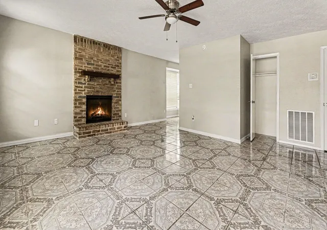 Photo 4 of Single family home for sale at 11410 Dew Arbor St, Houston, TX 77067 | MLS# 28777677 | Listing updated on 2026-07-28