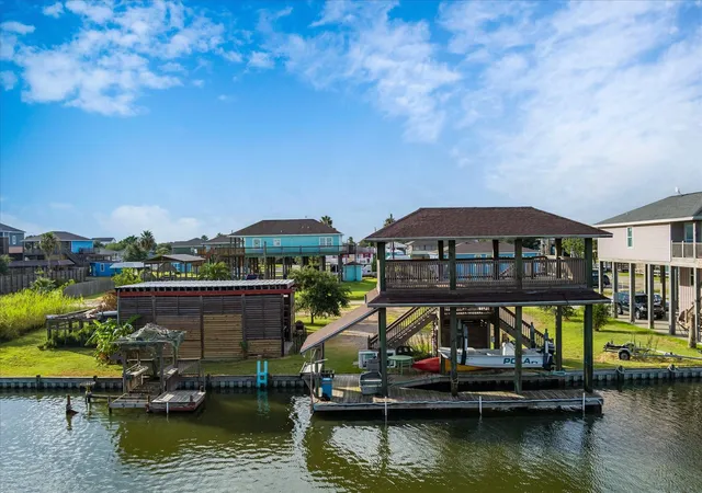 2nd image of 1123 Rosenbloom, Port Bolivar, TX 77650 | MLS# 18932313