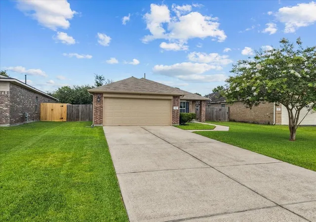 Homes for sale in La Marque, TX | 845 Indigo Springs Ln, La Marque, TX 77568 | MLS# 4827360