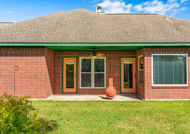 47th image of 55 Mandevilla Ct, Lake Jackson, TX 77566 | MLS# 61202526