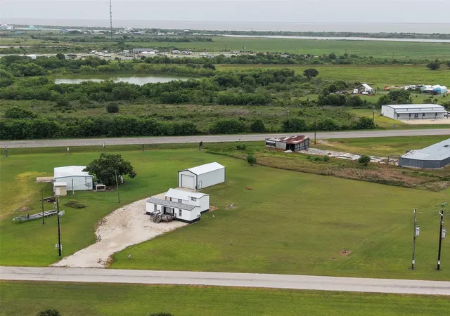 35th image of 281 County Road 251, Matagorda, TX 77457 | MLS# 93688185