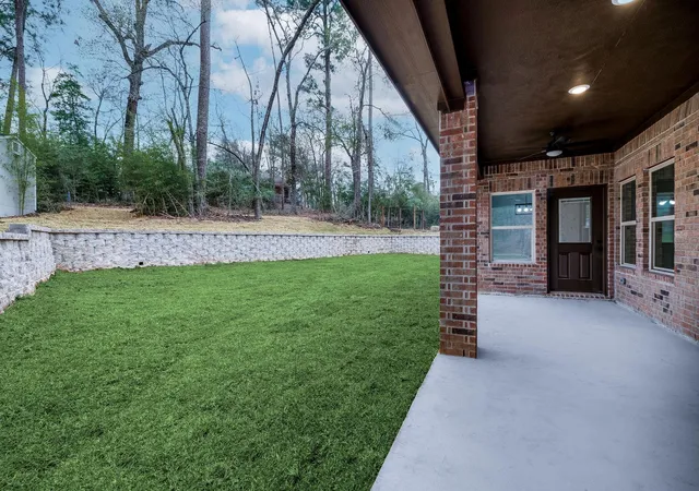 4th image of 1920 Rollingwood Dr, Huntsville, TX 77340 | MLS# 33734610