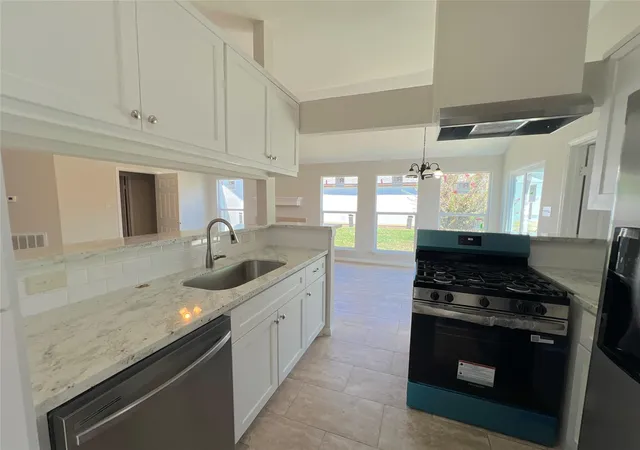 Photo 4 of Single family home for sale at 7507 Alcomita Dr, Houston, TX 77083 | MLS# 11015029 | Listing updated on 2026-09-23