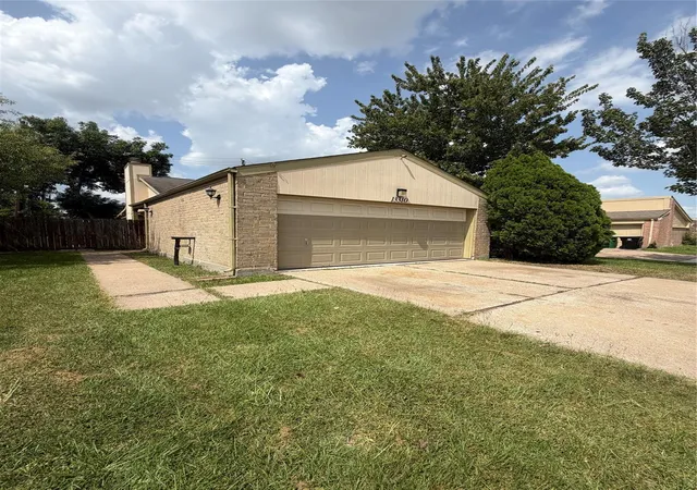 1st image of 13310 Robinglen Dr, Houston, TX 77083 | MLS# 73372996