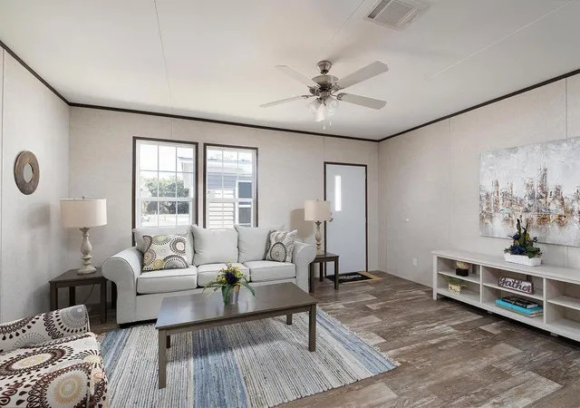 Photo 4 of Single family home for sale at 1012 Cottonwoood Bnd Ln, Waller, TX 77484 | MLS# 12455433 | Listing updated on 2026-08-04