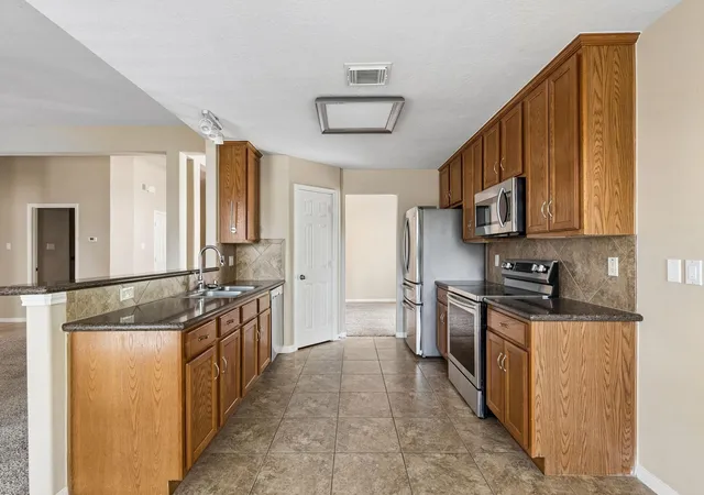 Photo 4 of Single family home for sale at 3414 Nottingham Ln, Montgomery, TX 77356 | MLS# 50865496 | Listing updated on 2026-08-26