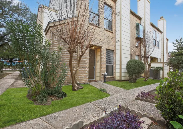 1st image of 8299 Cambridge St #706, Houston, TX 77054 | MLS# 49953485