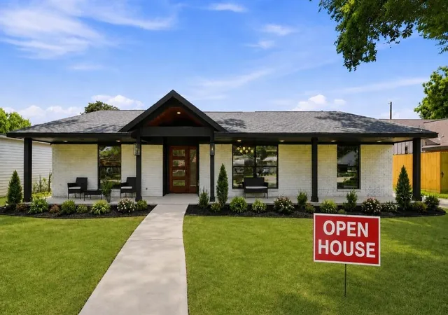 1st image of 6139 Valkeith Dr, Houston, TX 77096 | MLS# 70400074