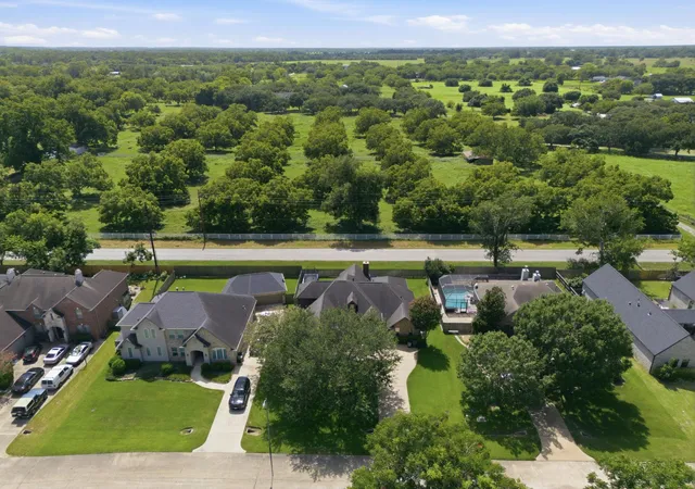 Photo 23 of Single family home for sale at 4403 Wickby St, Fulshear, TX 77441 | MLS# 90653028 | Listing updated on 2026-09-11
