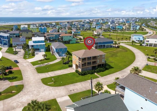 Photo 2 of Single family home for sale at 4102 Defender Ln, Galveston, TX 77554 | MLS# 10293729 | Listing updated on 2026-08-19