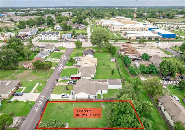 Photo 3 of Land for sale at 225 Hyta St, Houston, TX 77018 | MLS# 31047929 | Listing updated on 2026-07-21