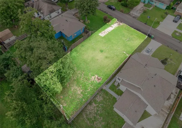 Photo 4 of Land for sale at 225 Hyta St, Houston, TX 77018 | MLS# 31047929 | Listing updated on 2026-07-21