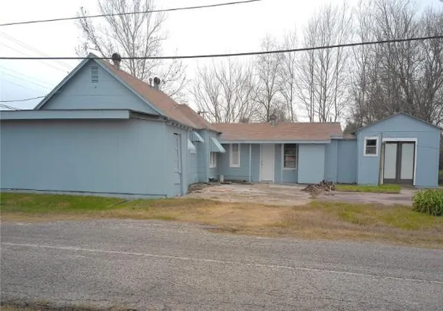 Homes for sale in Bay City, TX | 1200 Avenue A, Bay City, TX 77414 | MLS# 64302781