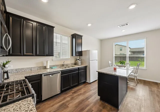 Photo 2 of Single family home for sale at 5842 Dry Brush Pl, Katy, TX 77493 | MLS# 23166676 | Listing updated on 2026-09-19