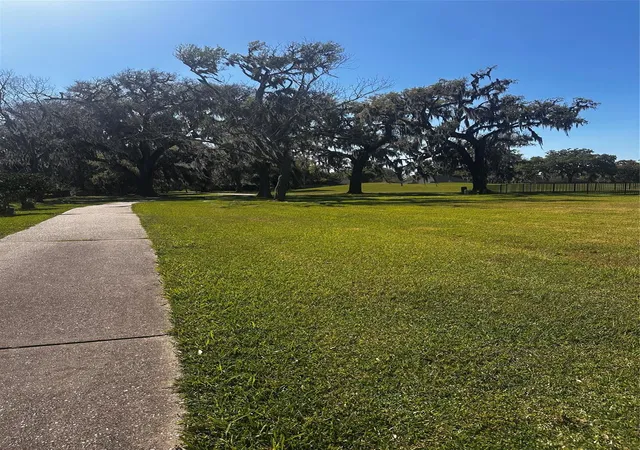 Homes for sale in West Columbia, TX | 2200 Sunset Oaks Dr, West Columbia, TX 77486 | MLS# 98140569