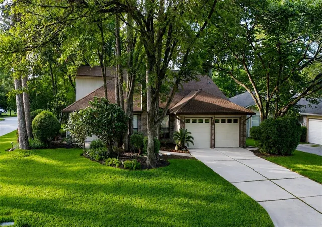 Photo 1 of Single family home for sale at 71 Timberspire Ln, Spring, TX 77380 | MLS# 93153480 | Listing updated on 2026-09-15