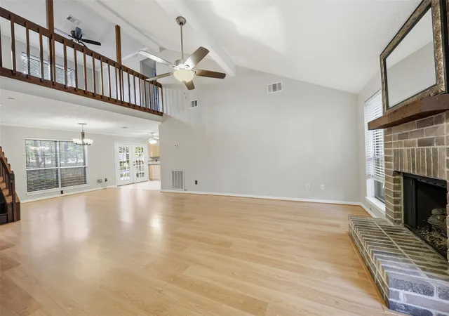 Photo 3 of Single family home for sale at 71 Timberspire Ln, Spring, TX 77380 | MLS# 93153480 | Listing updated on 2026-09-15