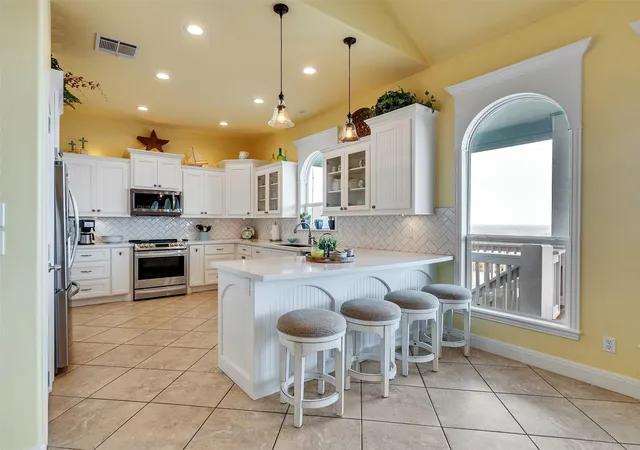 Photo 3 of Single family home for sale at 2276 Trinidad Dr, Port Bolivar, TX 77650 | MLS# 8044372 | Listing updated on 2026-09-03