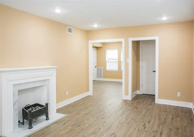 Photo 3 of Single family home for sale at 2301 Albans Rd, Houston, TX 77005 | MLS# 86637739 | Listing updated on 2026-10-06