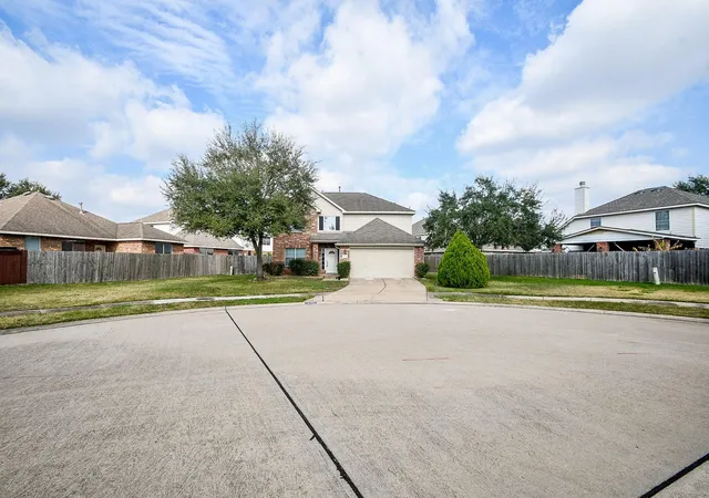 Homes for sale in Houston, TX | 16402 Great Ridge Ct, Houston, TX 77083 | MLS# 62704825