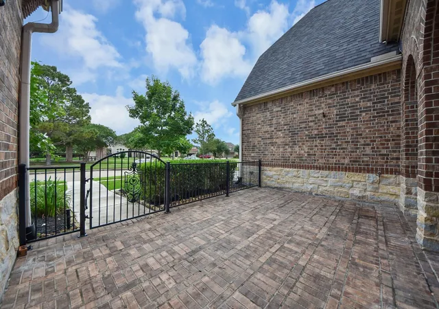 Photo 2 of Single family home for sale at 20419 Salida Crk Cir, Cypress, TX 77433 | MLS# 39098346 | Listing updated on 2026-08-30